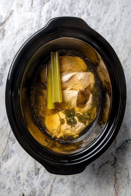 Ingredients for slow cooker shredded chicken in crockpot